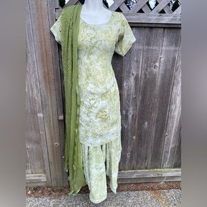Indian Pakistani Punjabi Salwar Kameez Suit